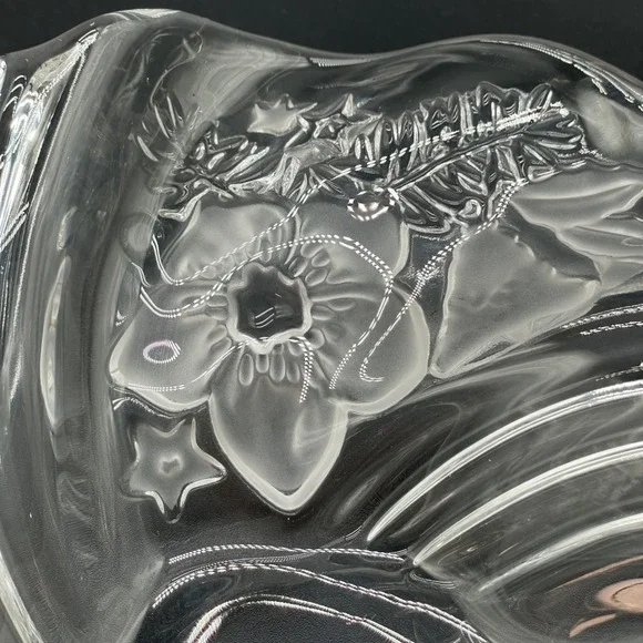 Mikasa Studio One "Holiday Flair" Swirl Crystal BonBon Dish Germany Frosted - Picture 4 of 6